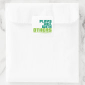 Plays Well with Other - Flute Quadratischer Aufkleber (Tasche)