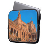 Plaza de Espana in Sevilla, Spanien. Laptopschutzhülle (Vorderseite Links)