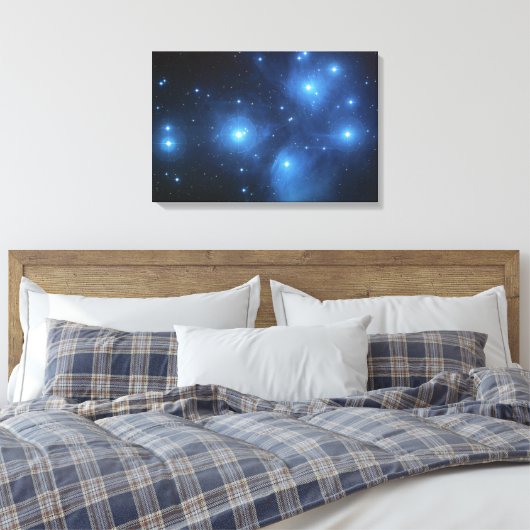 Pleiades oder The Seven Sisters M45 Leinwanddruck (Insitu (Schlafzimmer))