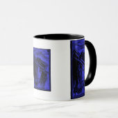 PLOT BLUE TASSE (VorderseiteRechts)