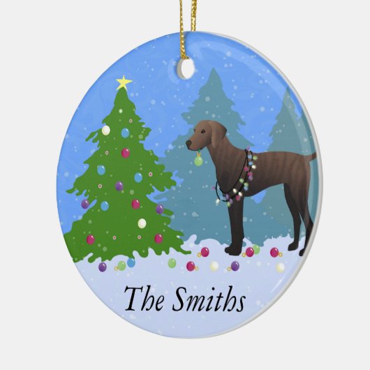 Plott Hound dekorativer Baum im Wald - Dunkel Keramik Ornament (Links)