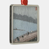 Plötzliche Dusche über Shin-Ohashi Brücke und Silbernes Ornament (Rechts)