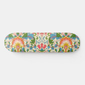 Plötzliche Rose (von William Morris) Skateboard (Horizontal)