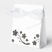 Plum Blossom Line Art - Botanisches Design auf Geschenkschachtel (Vorderseite)