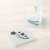 Plum Blossom Line Art - Botanisches Design auf Glasuntersetzer (Schrägansicht)