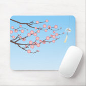 Plum Blossom und Glass Wind Chime auf Light Blue Mousepad (Mit Mouse)