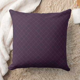 Plum Diamond Texture Kissen
