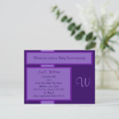 Plum Elegant Monogram Shower Einladung (Stehend Vorderseite)