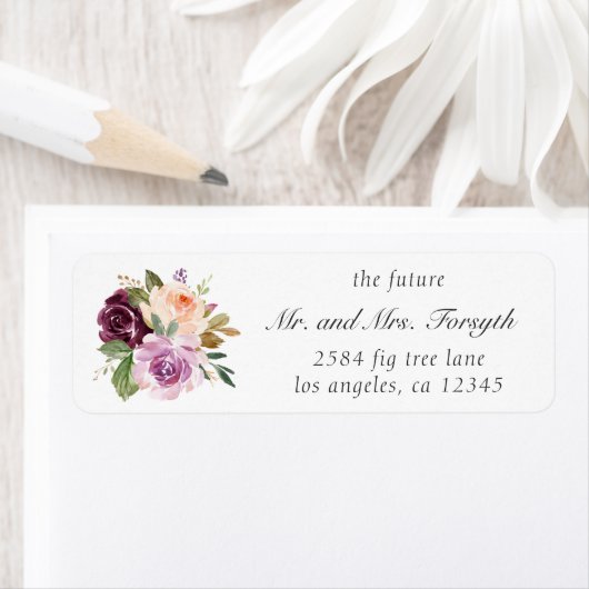 Plum Floral Wedding Rücksendeadresse (Insitu)