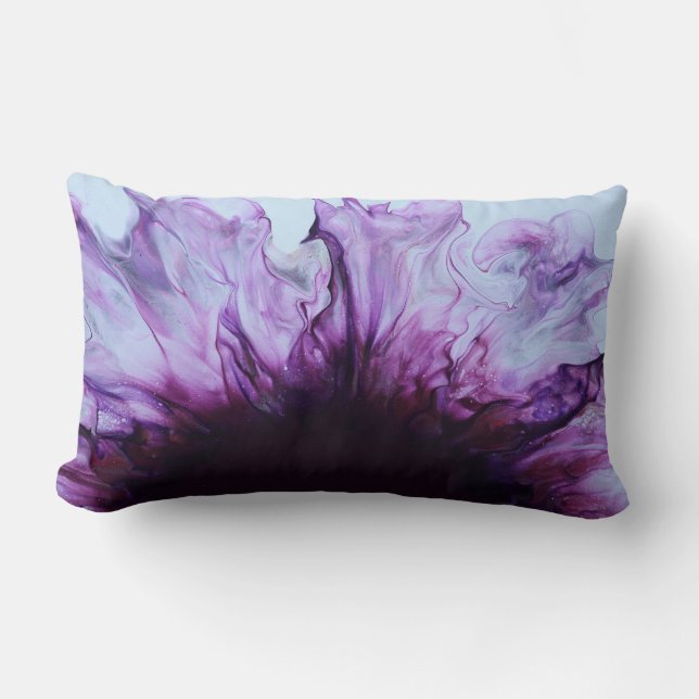Plum Gorgeous Throw Pillow Lendenkissen (Vorderseite)