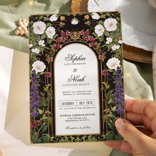 Plum Lila Burgundy Blumengotik Hochzeit Einladung