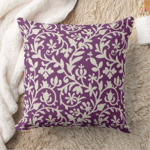 Plum Lila Floral Vines Patten