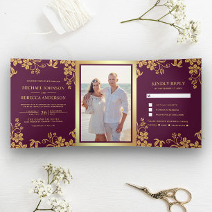 Plum Lila und Gold Foil Floral Blätter Hochzeit Dreifach Gefaltete Einladung