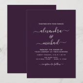 Plum Lila Wedding Modern Typografy Einladung (Vorne/Hinten)