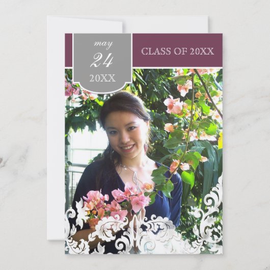 Plum n Silver Leaf Swirl Damask 2 Abschluss Einladung (Rückseite)