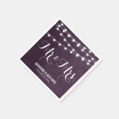 Plum String Lights Wedding Monogram Serviette (Ecke)