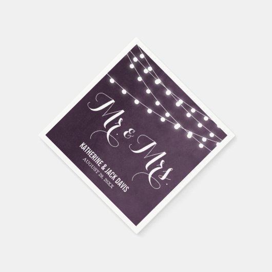 Plum String Lights Wedding Monogram Serviette (Ecke)