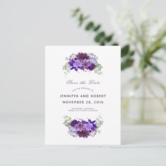 Plum und Violett Lila Kranz Save the Date Ankündigungspostkarte (Stehend Vorderseite)