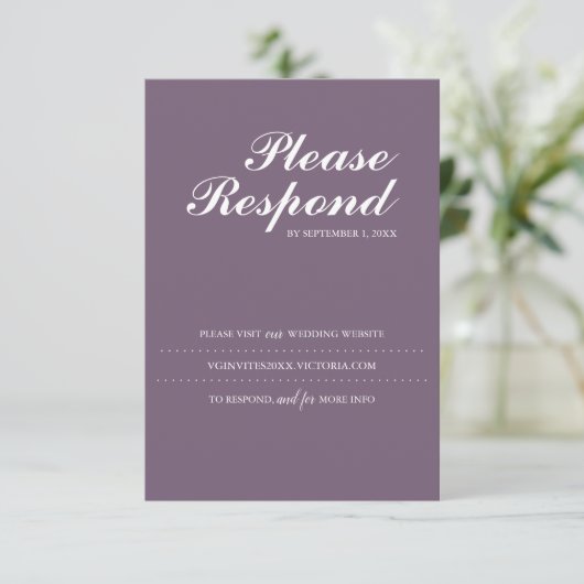 Plum Wedding Website Insert RSVP Karte (Stehend Vorderseite)