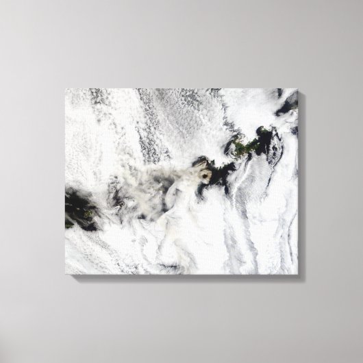 Plume aus dem Okmok-Vulkan, den Aleusianinseln Leinwanddruck (Vorderseite)