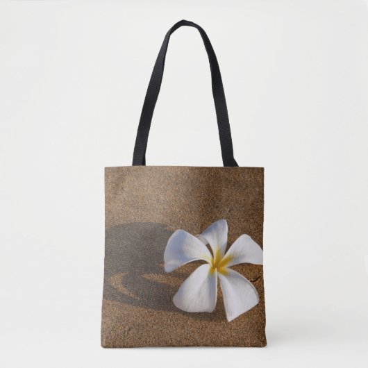 Plumeria am Sandstrand, Maui, Hawaii, USA Tasche (Vorderseite)