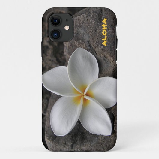 Plumeria auf den Felsen Case-Mate iPhone Hülle (Rückseite)