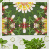 Plumeria Blume Mandala mit tropischer Symmetrie Geschirrtuch (Gefaltet)