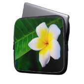 Plumeria Laptopschutzhülle (Vorderseite Links)