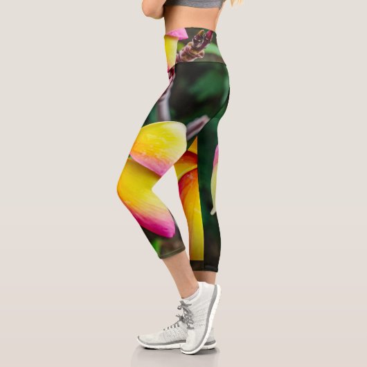 Plumeria rubra capri leggings (Links)