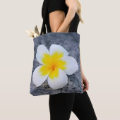 Plumeria Tasche (Von Nahem)