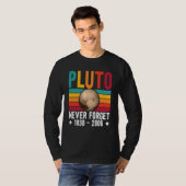 Pluto 9th Planet Never Forget Astronomy Solar Syst T-Shirt (Vorne ganz)