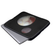 Pluto & Charon 9. oder Zwarf-Planet-Sonnensystem Laptopschutzhülle (Vorne Knopf)