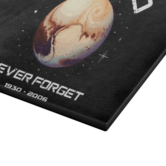 Pluto Never Forget Schneidebrett (Ecke)