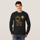 Pluto niemals Fogert Planet und die Sonne T-Shirt (Vorne ganz)