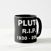 Pluto R.I.P Tasse (VorderseiteRechts)