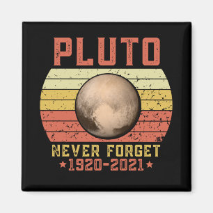Pluto VERGIS NIE Magnet