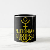 Plutonian Vibes Scorpio Astrologie Zodiac Pluto Zweifarbige Tasse (Mittel)