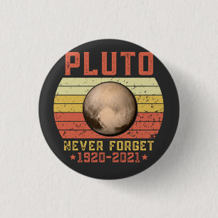 pluuto NEVER VERGESSEN Button