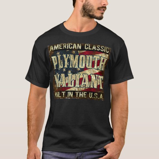 Plymouth Helden - klassisches Auto errichtet in T-Shirt (Vorderseite)