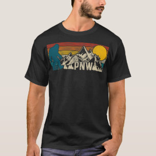 PNW Pacific Northwest Bigfoot Vintag Nature Outdo T-Shirt