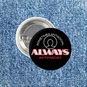 Pocket-Sized Protest: Antifaschistische Taste Button