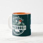 Pocono Mountains Pennsylvania - Retro Souvenirs Zweifarbige Tasse (Vorderseite Links)