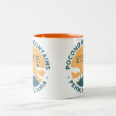 Poconos Berge Pennsylvania Wandern Sonnenuntergang Zweifarbige Tasse (Mittel)