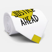 POETISCHE GERECHTIGKEITS-KRAWATTE KRAWATTE (Gerollt)