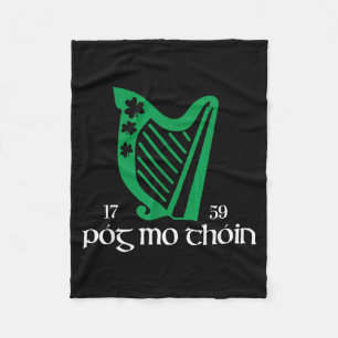 Póg Mo Thóin Irland Lustige Glückliche Irische Grü Fleecedecke