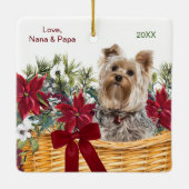Poinsettia Yorkie Terrier Christmas Basket Keramikornament (Rückseite)