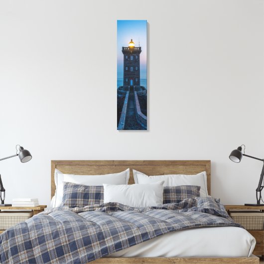 Pointe de Kermorvan Lighthouse Vertical Leinwand A (Insitu (Schlafzimmer))