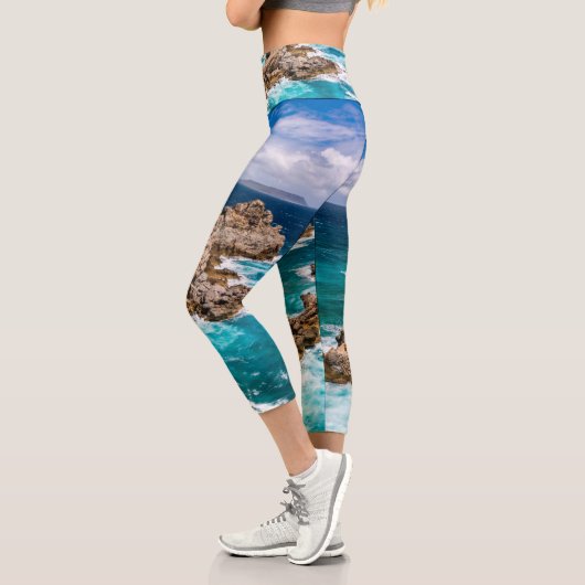 Pointe des Chateaux, Grande-Terre, Guadeloupe #2 Capri Leggings (Links)