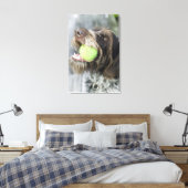 Pointer Hund beißt Tennisball, nah-up Leinwanddruck (Insitu (Schlafzimmer))