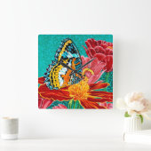 Poised Butterfly I Quadratische Wanduhr (Zuhause)